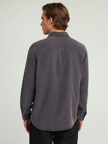 Funky Buddha Regular Fit Hemd in Grau