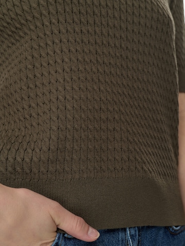 Pulover 'NUALETTE POLO' de la NÜMPH pe verde