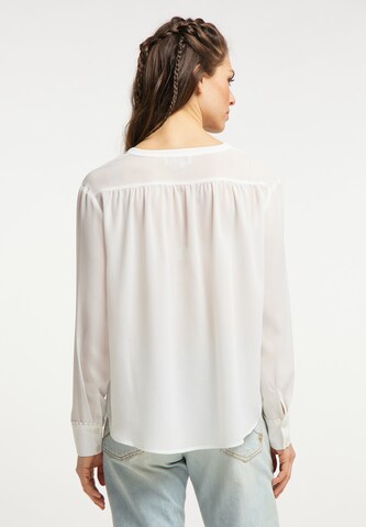 usha FESTIVAL Blouse in White