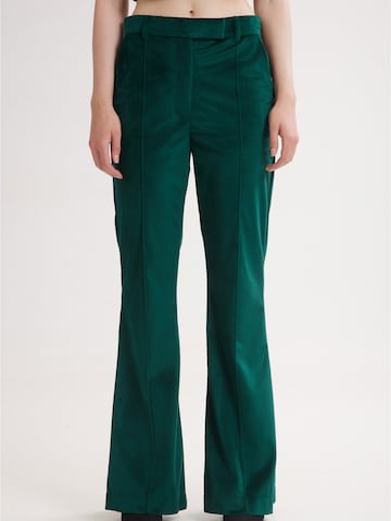 4TAILORS Rozšírený strih Nohavice 'Scarlet' - Zelená: predná strana