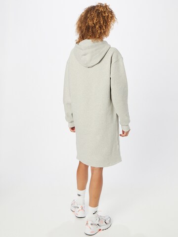 Robe NU-IN en gris