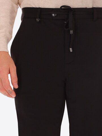 Distretto12 - regular Pantalón chino 'H.P.' en negro