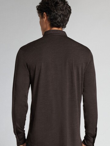 IUMAN Intimissimi Regular fit Button Up Shirt in Brown
