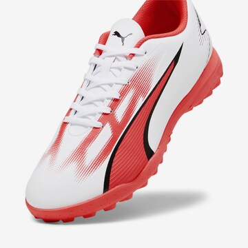 Chaussure de foot 'ULTRA PLAY' PUMA en blanc