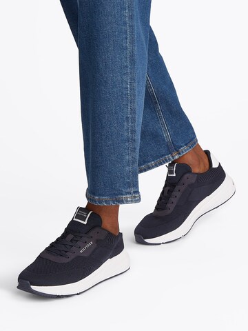Sneaker low de la TOMMY HILFIGER pe albastru