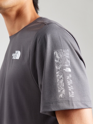 THE NORTH FACE Λειτουργικό μπλουζάκι σε γκρι