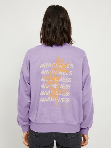 mazine Sweatshirt 'Kuna' in Purple: front