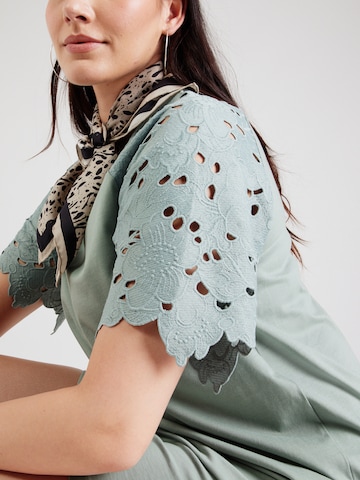 ONLY Carmakoma Dress 'CARGloria' in Green