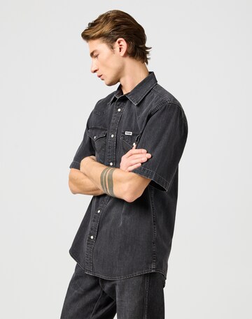 WRANGLER Regular Fit Hemd in Schwarz