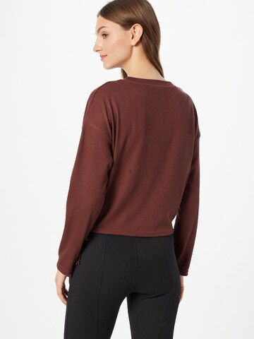 T-shirt 'Maithe' ABOUT YOU en marron