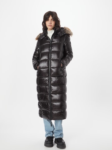 Superdry Winter Coat in Black: front