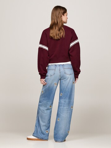 Tommy Jeans Sweatshirt in Red