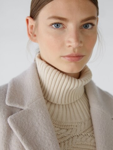 OUI Mantel in Beige