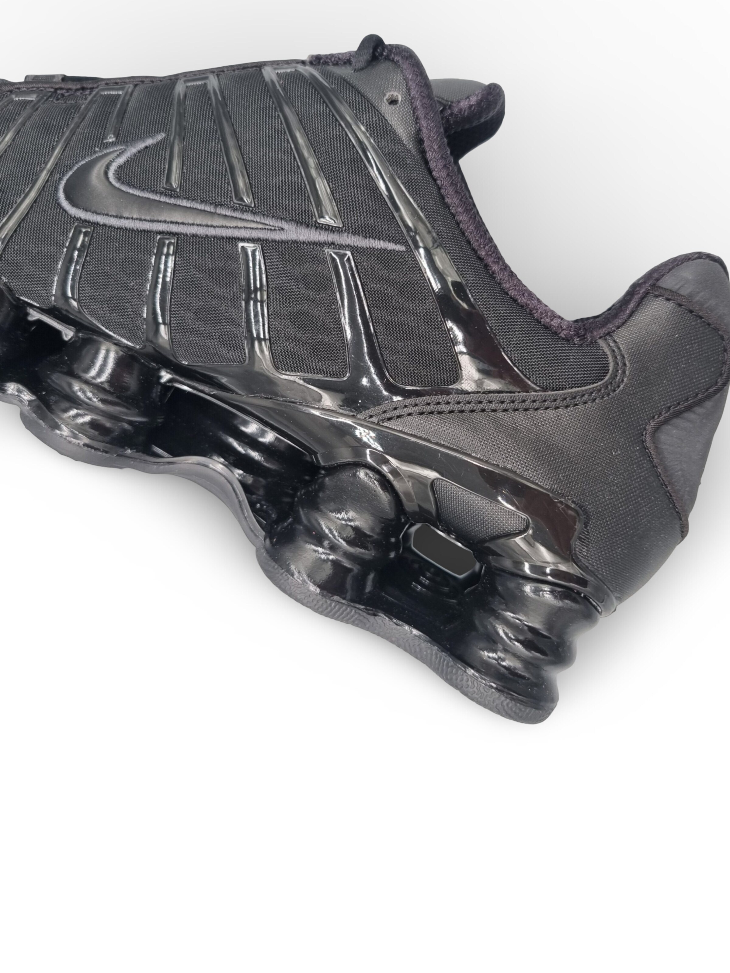 NIKE Sneakers 'Shox TL' in Black