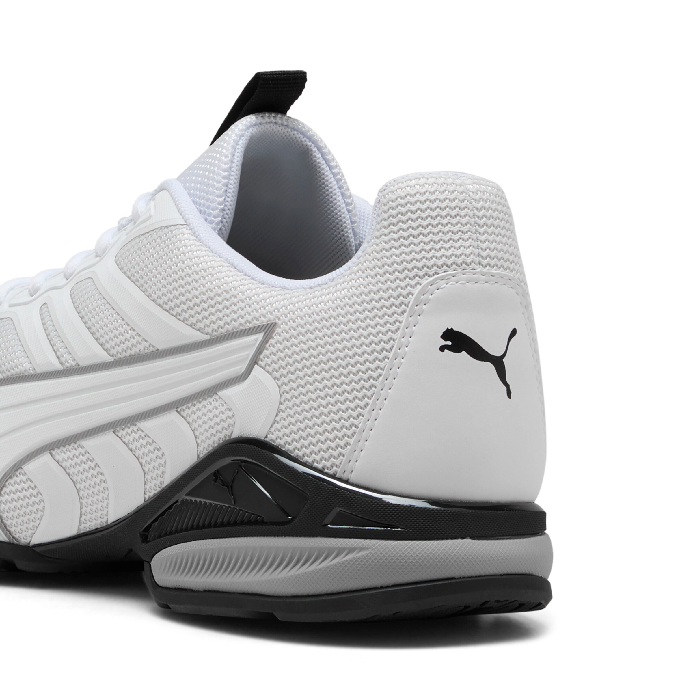 PUMA Sneakers in White