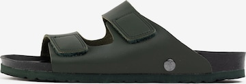 Bayton Mules 'Marin' in Black: front