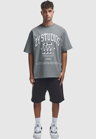 2Y Studios T-Shirt in Grau