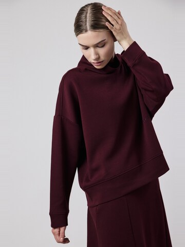 OWN Off With NatureSweater majica 'Felpa Collo Alto Loose Fit in Interlock Burgundy' - crvena boja
