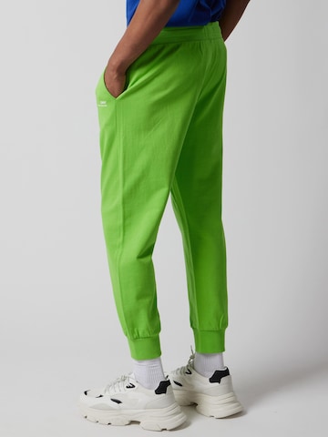 OWN Off With Nature Regular Broek 'Joggers' in Groen