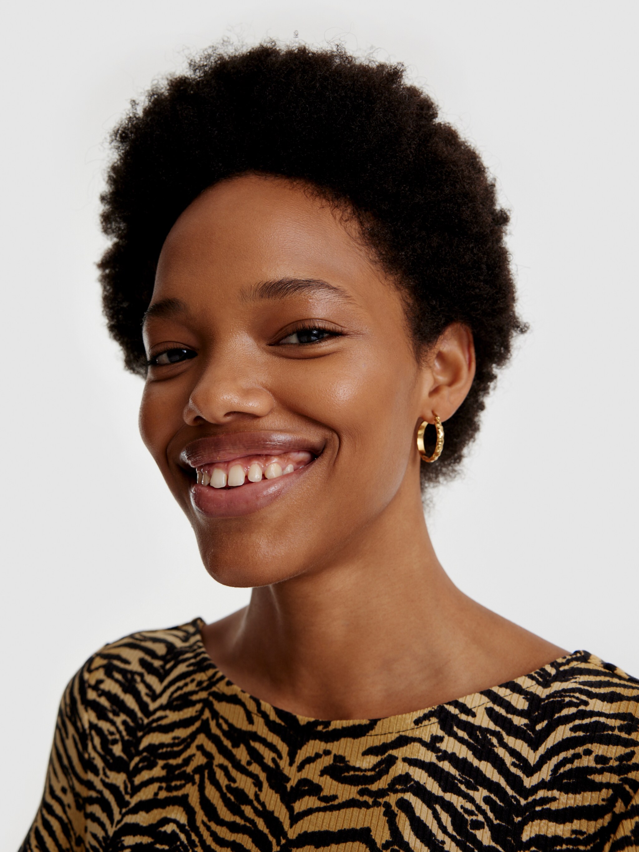 EDITED Producten Shirt 'River' Bruin