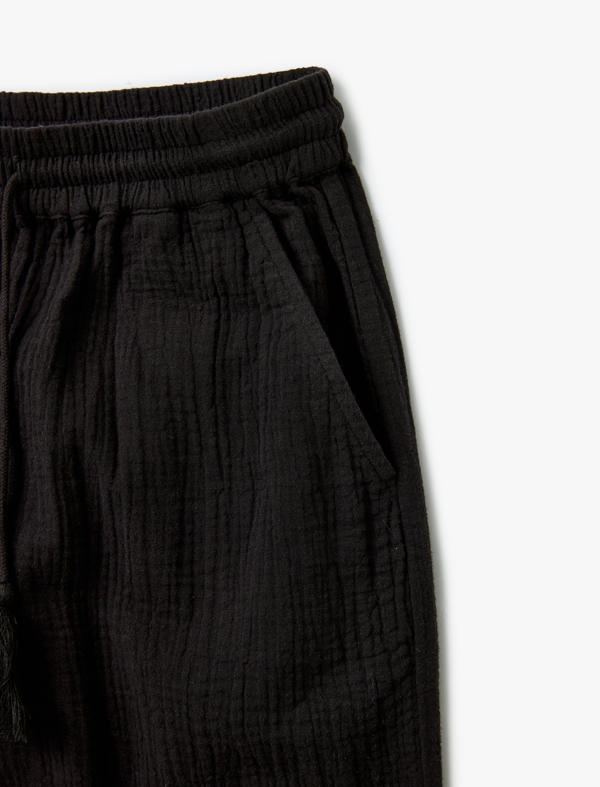 Koton Loose fit Pants in Black