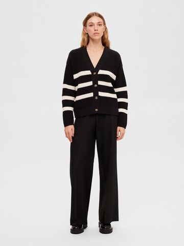 Cardigan 'BLOOMIE' SELECTED en noir