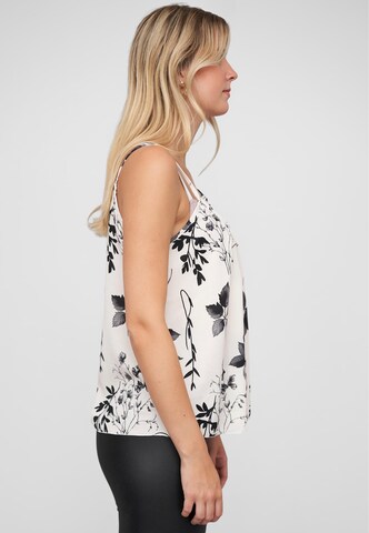 Top di Cloud5ive in bianco