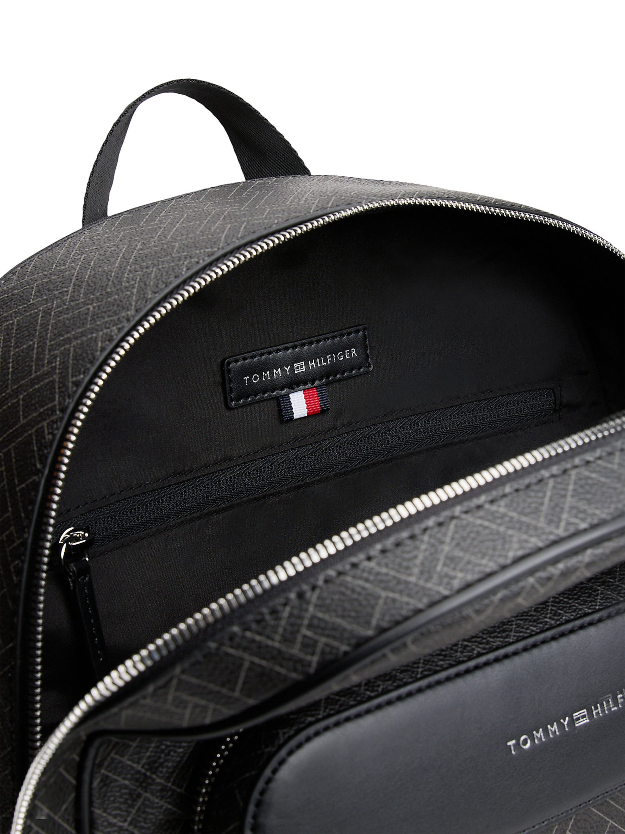 TOMMY HILFIGER Rucksack in Schwarz