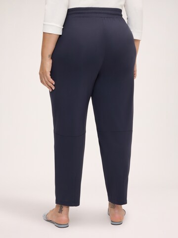 Fiorella Rubino - regular Pantalón en azul
