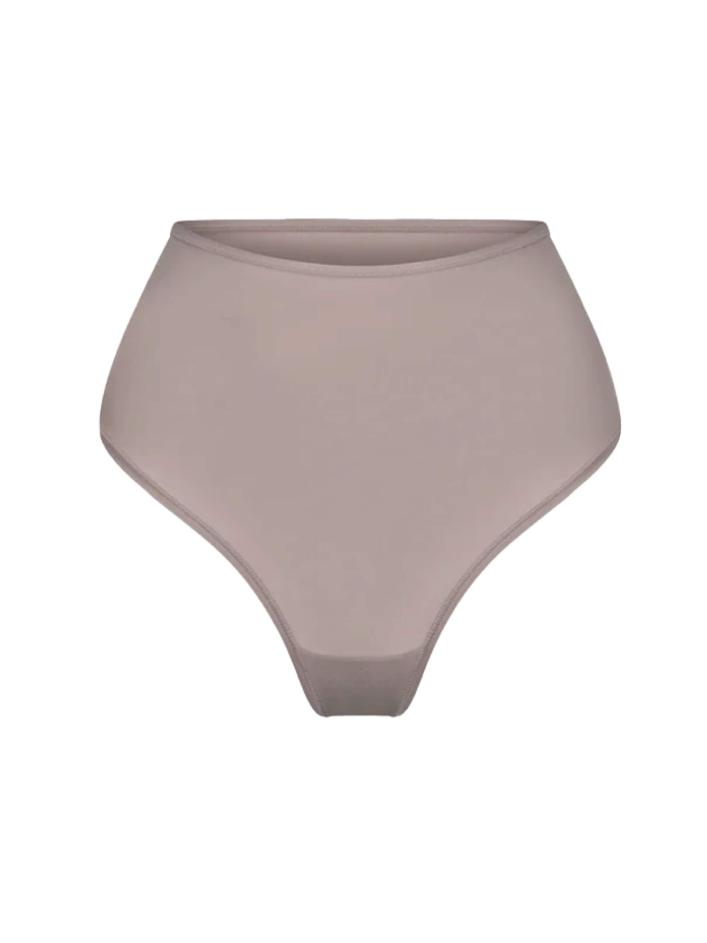 cfab (formerly creamy fabrics) - Braga 'Hight-Waist Tanga' en beige: frente