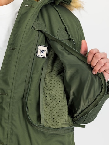 ALPHA INDUSTRIES Winter Jacket 'Polar' in Green