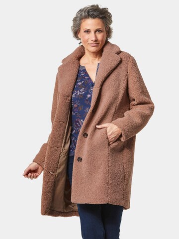 Goldner Winter Coat in Brown: front