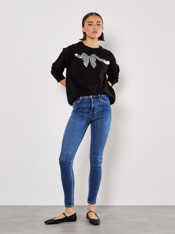Apricot Sweater ' ' in Black