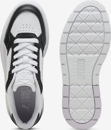 PUMA Sneakers in White: front