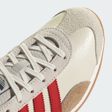 ADIDAS ORIGINALS - Sapatilhas baixas 'Country OG' em bege