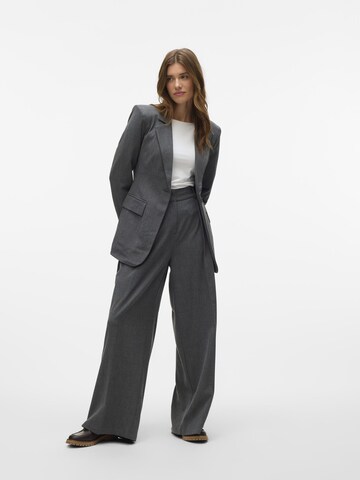 Blazer 'Lovely' VERO MODA en gris