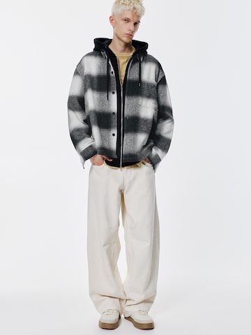 Pull&Bear Jacke in Schwarz