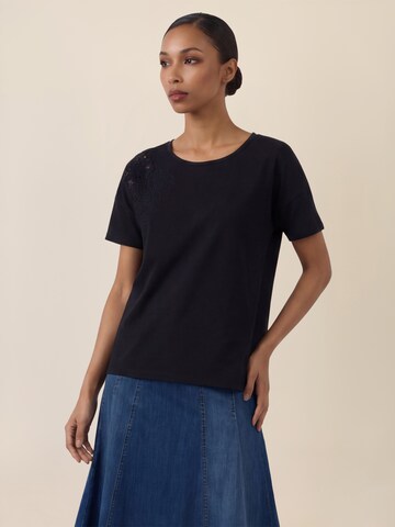 APART Shirt in Black: front