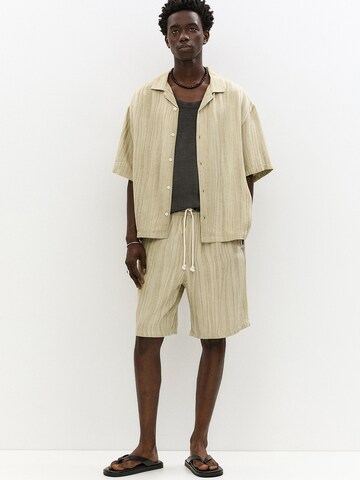 Fit confort Chemise Pull&Bear en vert : devant