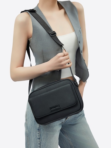 Victoria Hyde Crossbody bag 'Sidney' in Black