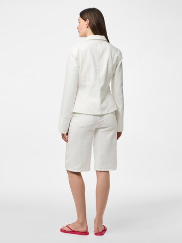 Chemisier 'PCFlora' PIECES en blanc