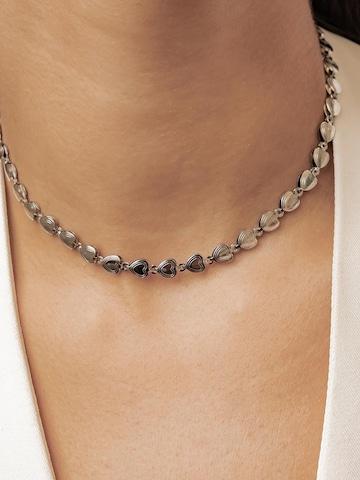 Hey Happiness Ketting 'Heart Link Choker' in Zilver