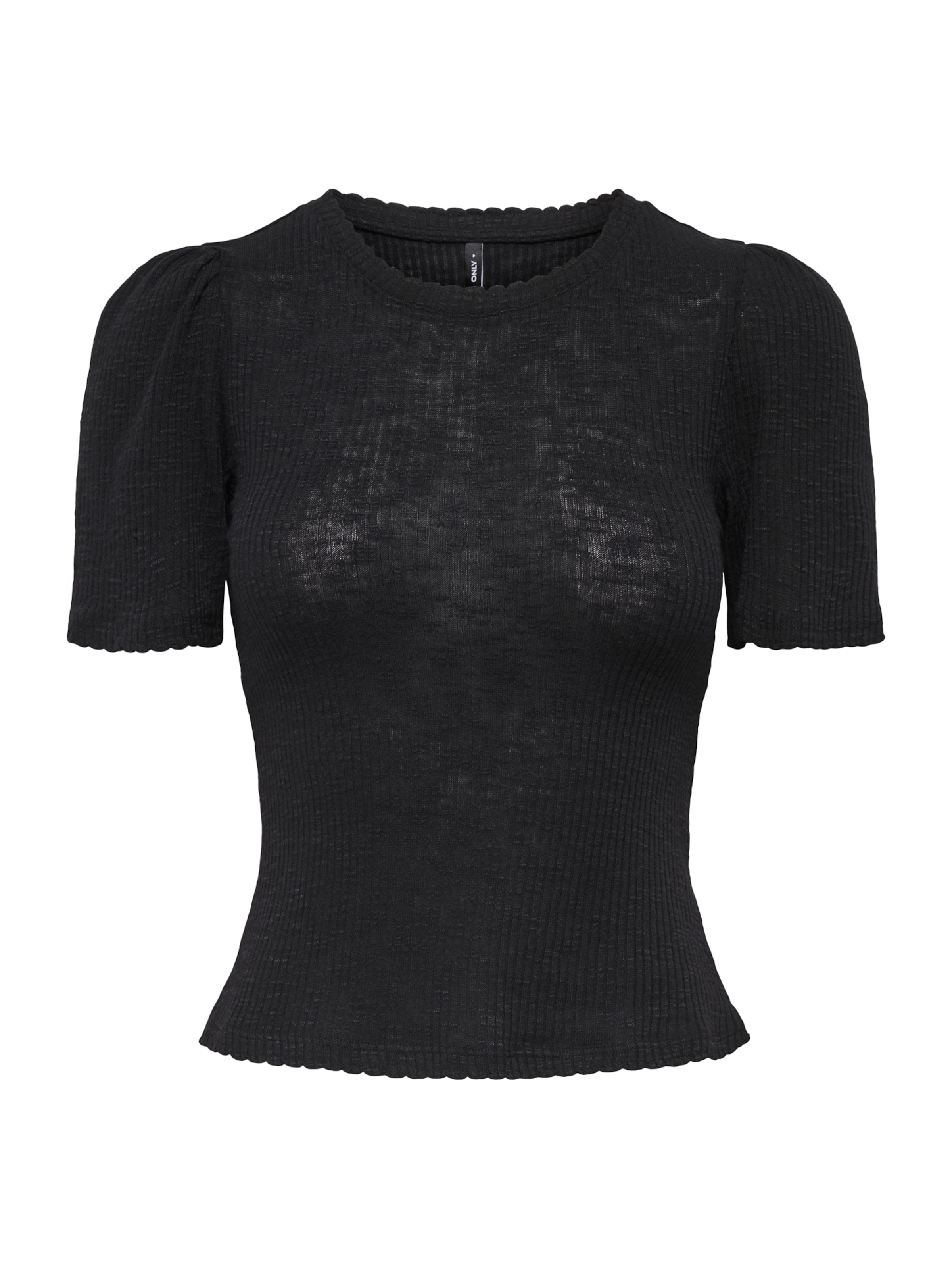 Tricou de la ONLY pe negru: față