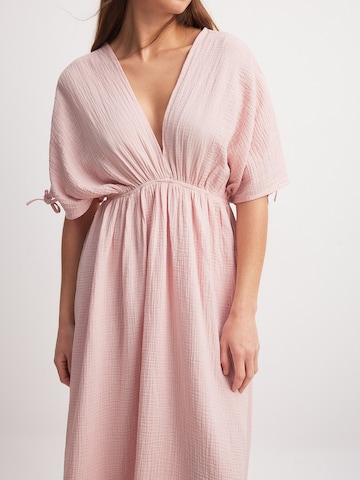 NA-KD Kleid in Pink