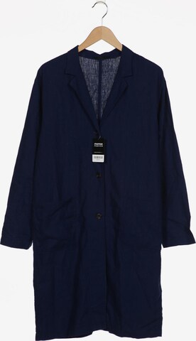 UNIQLO Jacket & Coat in M in Blue: front