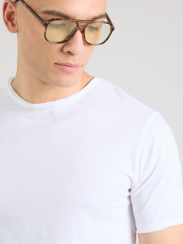 Dstrezzed Μπλουζάκι 'The McQueen' σε λευκό