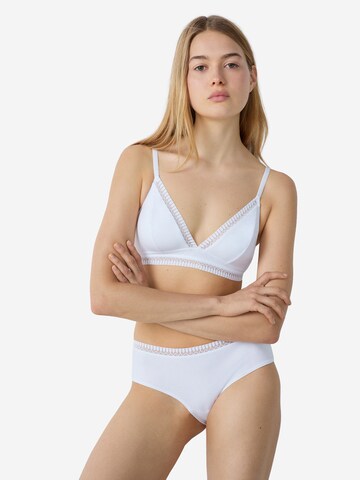 ETAM Kalhotky 'Happily' – bílá