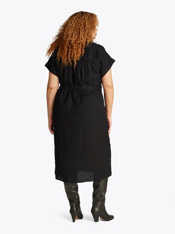 Tommy Hilfiger Curve Shirt dress 'ESS' in Black