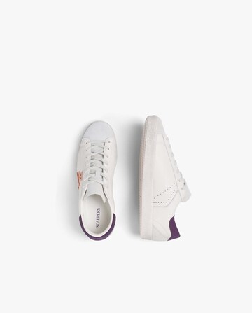 Baskets basses 'Henry' Scalpers en blanc