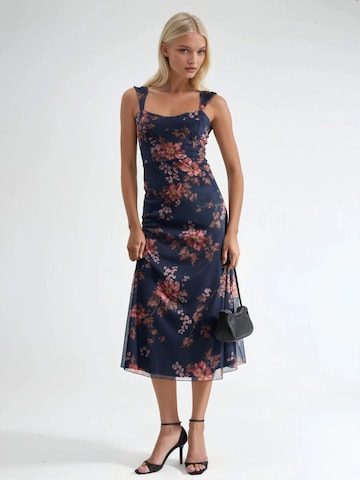 Hiccup - Vestido em azul: frente